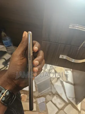 Samsung S21 Wayar Hannu