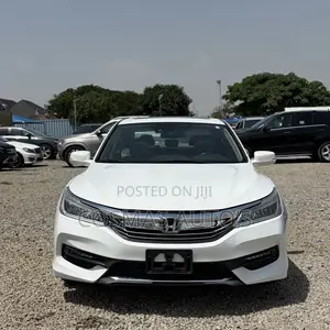 2016 Honda Accord Touring Sedan 3.5L V6 - Top Trim
