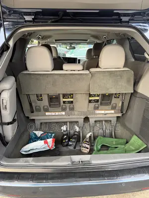 Toyota Sienna XLE 2017 Mai Zama 8