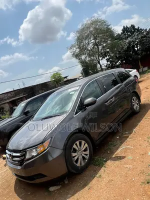 Honda Odyssey EX Van 2016
