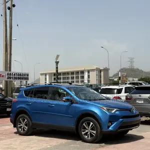 2018 Toyota RAV4 XLE AWD SUV