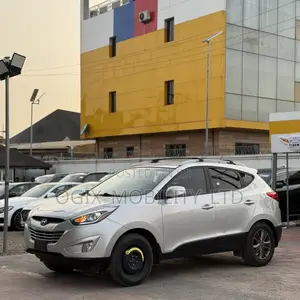 2014 Hyundai Tucson SE AWD Silver