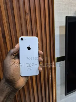 Apple iPhone 8 64GB Fari