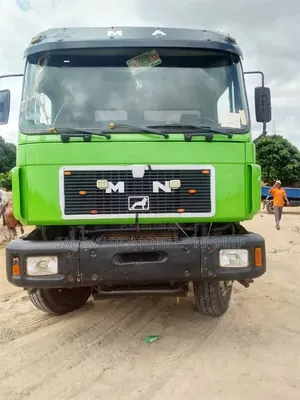 MAN Diesel Jirgin Tipper Na Tayar 10