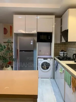 Gidan Kayan Saka 3 Bedroom na Siyarwa a Ikate