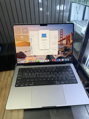 Apple MacBook Pro 2021 M1 Max 64GB RAM 1TB SSD