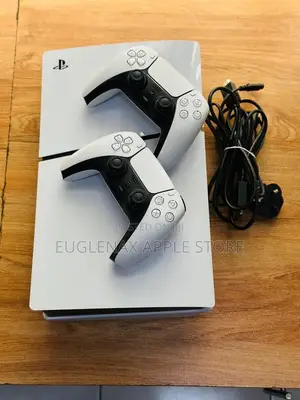 PS5 Slim 1TB Na Turai Da Katin Wasa, 2 Pad & 10 Wasanni