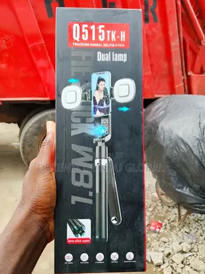 AI Tripod tare da Haske Q515TK