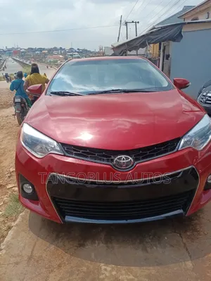 Toyota Corolla Sport 2014