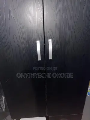 Wardrobe 6ft na Gida na Gida da aka yi amfani da shi - Baki