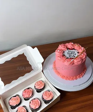 Bento Cake daga Asa Nwa's Cake and Chops