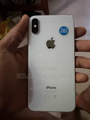 Apple iPhone X 256GB White (Used)