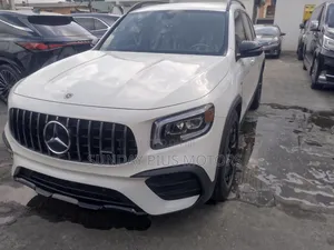 Mercedes-Benz GLB-Class AMG GLB 35 4MATIC 2022 Fari