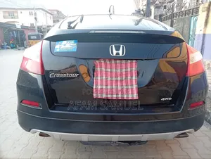 Honda Crosstour 2013 Baki