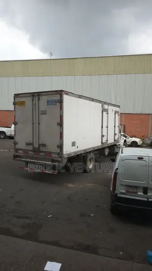 30-Ton Truck don Sufurin Kaya Mai Yawa