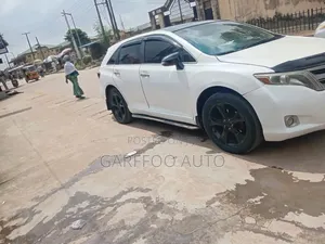 Toyota Venza 2013 Fari