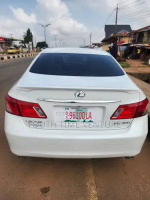 Lexus ES 350 2009 Fari