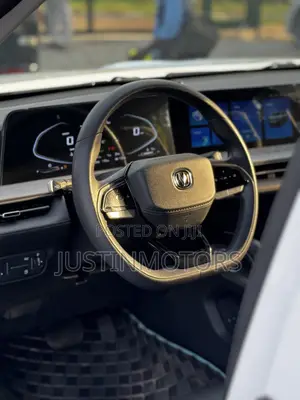 Changan Hunter Plus 2.0 Petrol 4x4 Pickup 2025 White