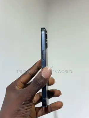 Apple iPhone 16 128GB Baki