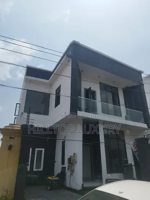 4-Bedroom Duplex da Pool & Gym a Cikin Estate Mai Tsaro a Ajah
