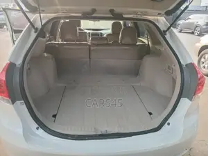 Toyota Venza 2011 Fari