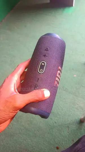 Used JBL Charge 5 Speaker