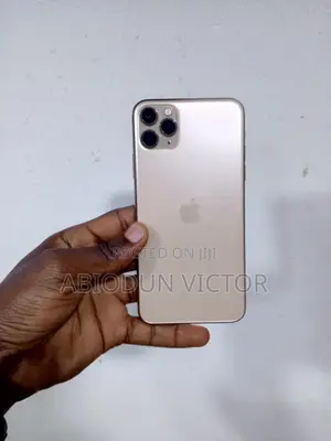 Apple iPhone 11 Pro Max 256GB Zinariya