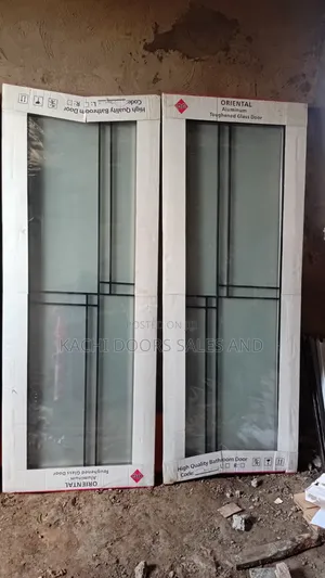 Superdoor Ƙofar Wanka Ta Aluminium da Gilashi - Baƙi