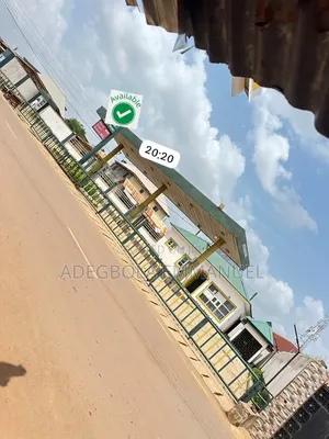 Filin Mai Don Siyarwa, Adogba Monatan, Ibadan