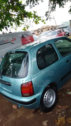 Nissan Micra 2000 Kore