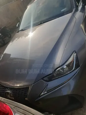 2017 Lexus IS 300 AWD Sedan - Wata Kasar Amfani