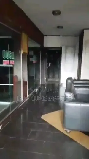 Wurin Bude Don Hayarwa - Ofis, Showroom, Spa