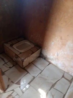 Sabon Gina Mini Flat don haya a Obafemi-Owode
