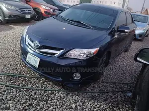 2013 Toyota Corolla S Sedan