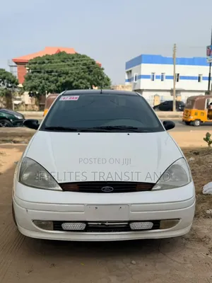 Ford Focus 2001 Fari