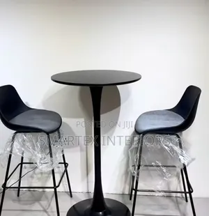 Ingantacciyar Barstool Filastik Mai Fata da Tebur