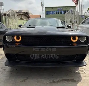 2019 Dodge Challenger SRT Hellcat RWD Black