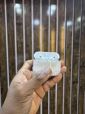 Apple AirPods Pro 3 (An Yi Amfani Da Shi)