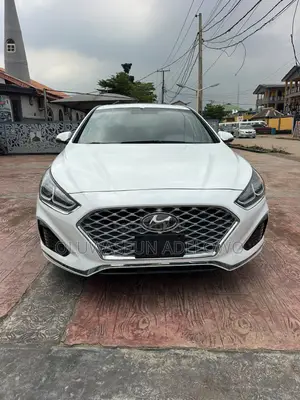 Hyundai Sonata Limited 2018 - Fari
