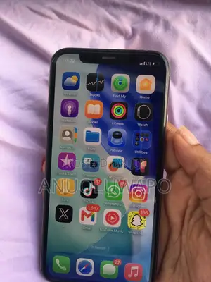 Apple iPhone 11 Pro 64GB Gold