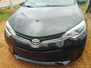 2016 Toyota Corolla LE Premium Sedan
