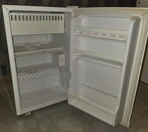 Daewoo FR-094 Compact Refrigerator