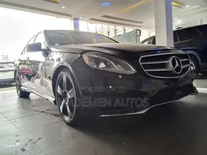 2010 Mercedes-Benz E350 Base 4Matic Sedan AWD