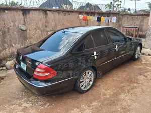 Mercedes-Benz E350 2008 Black