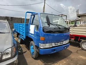 Toyota Dyna 200 (2000) - Tayoyi 6, Man Fetur
