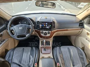 Hyundai Santa Fe 2.7 SUV 2008 Fari