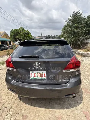 Toyota Venza XLE 2015 Launin Kasa