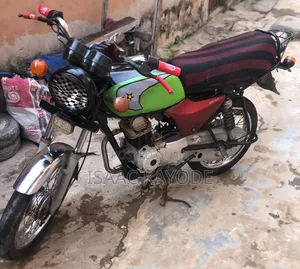 Bajaj Boxer 2025 Ja