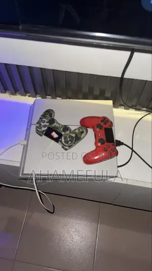 Amfani da PS4 Console tare da Kwamfuta 2 da Wasanni