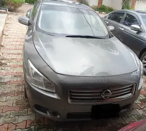 Nissan Maxima 2014 Launin Fari